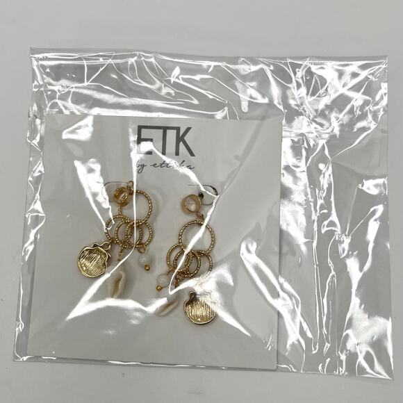 Ettika Fashion Jewelry Gold Dangle Pierced Earrings Shells Circles GTE1045 NWT - Picture 3 of 4